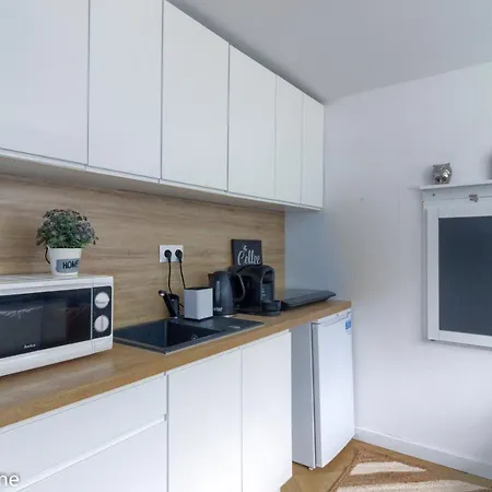 M&r Apartament Smart&bright Batorego 16, Netflix, Free Wifi, Metro I Park Pole Mokotowskie, Stodola, Self Check-in, 5 Minut Od Centrum Apartment
